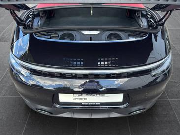 Porsche 992 I Carrera 4 GTS Cabriolet — photo 20