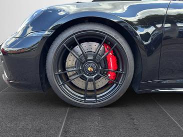 Porsche 992 I Carrera 4 GTS Cabriolet — photo 22