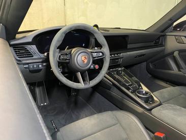 Porsche 992 II Targa 4 GTS — photo 15
