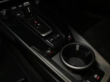 Porsche 992 II Targa 4 GTS — photo 22