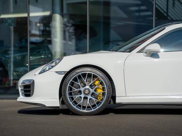 Porsche 991 I Turbo S — photo 8