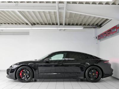 Porsche Taycan GTS