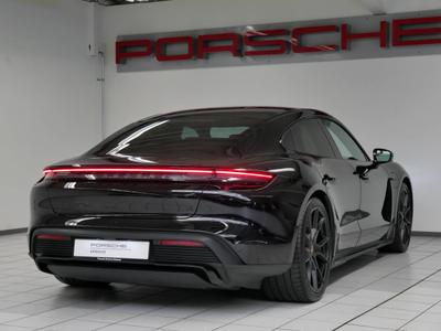 Porsche Taycan GTS