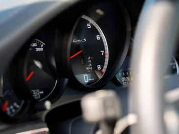Porsche 991 I Turbo S — photo 24