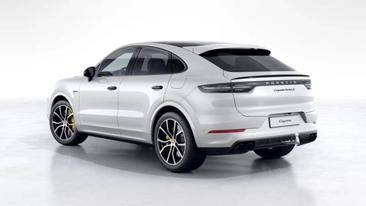 Porsche Cayenne III Turbo S E-Hybrid — photo 3
