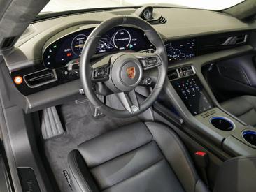 Porsche Taycan GTS — photo 17