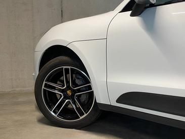 Porsche Macan S — photo 8