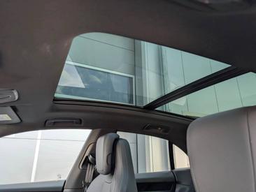 Porsche Macan Electrique 4 — photo 25