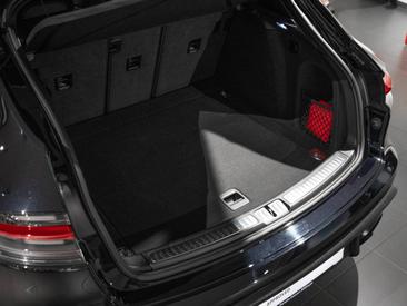 Porsche Macan S — photo 8
