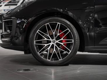 Porsche Macan S — photo 9