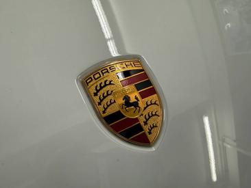 Porsche 992 I Carrera 4S Cabriolet — photo 9