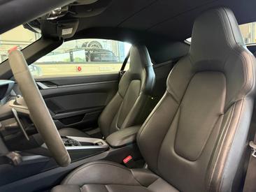 Porsche 992 I Carrera 4S Cabriolet — photo 12