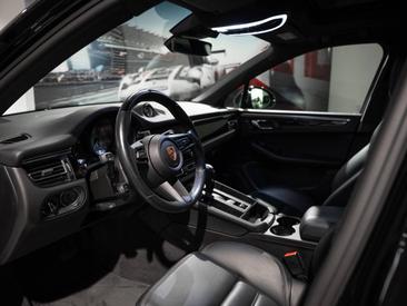 Porsche Macan S — photo 13