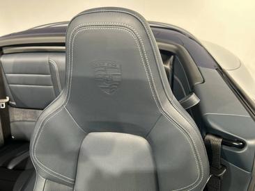 Porsche 992 II Carrera Cabriolet — photo 20