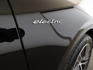 Porsche Macan Electrique 4S — photo 25