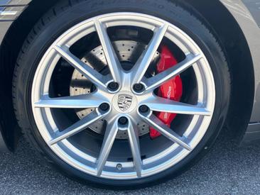 Porsche 992 I Carrera S Cabriolet — photo 11