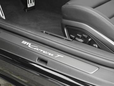Porsche 992 II Carrera T Cabriolet — photo 26