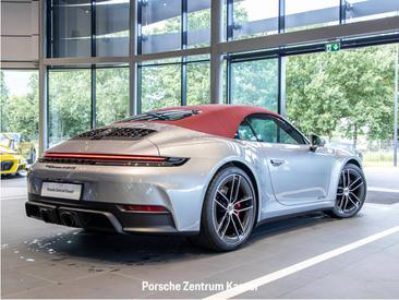 Porsche 992 II Carrera 4 GTS Cabriolet — photo 9