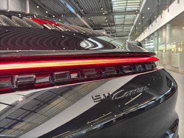 Porsche 992 I Carrera — photo 25