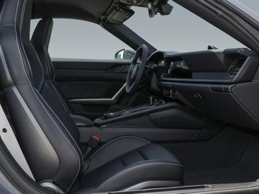 Porsche 992 II Carrera 4 GTS Cabriolet — photo 12