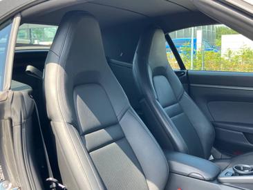 Porsche 992 I Carrera S Cabriolet — photo 32