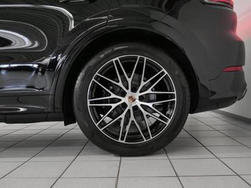 Porsche Cayenne III E-Hybrid Coupé — photo 10