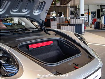 Porsche 992 II Carrera 4 GTS Cabriolet — photo 21