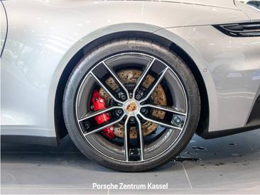 Porsche 992 II Carrera 4 GTS Cabriolet — photo 32