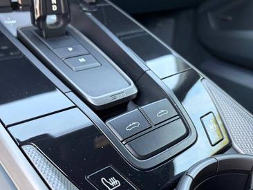 Porsche 992 I Targa 4 — photo 23