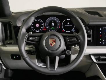 Porsche Cayenne III E-Hybrid Coupé — photo 30