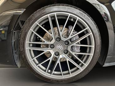 Porsche 992 I Carrera Cabriolet — photo 9