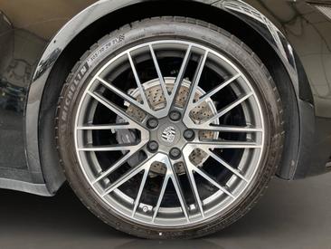 Porsche 992 I Carrera Cabriolet — photo 10