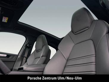 Porsche Cayenne III E-Hybrid Coupé Black Edition — photo 16