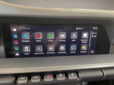 Porsche 992 I Carrera Cabriolet — photo 17