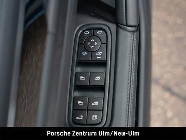 Porsche Cayenne III E-Hybrid Coupé Black Edition — photo 22