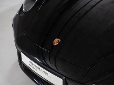 Porsche 992 I Turbo S Cabriolet — photo 14
