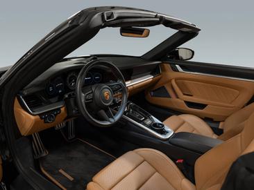 Porsche 992 I Turbo S Cabriolet — photo 15