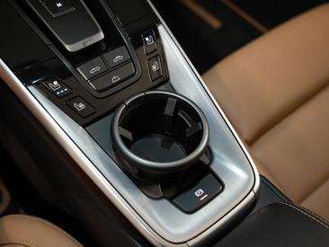 Porsche 992 I Turbo S Cabriolet — photo 27