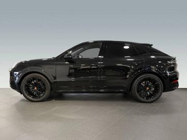 Porsche Cayenne III E-Hybrid Coupé Black Edition — photo 2