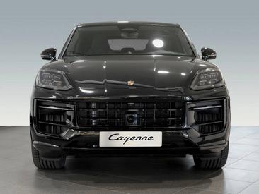 Porsche Cayenne III E-Hybrid Coupé Black Edition — photo 4