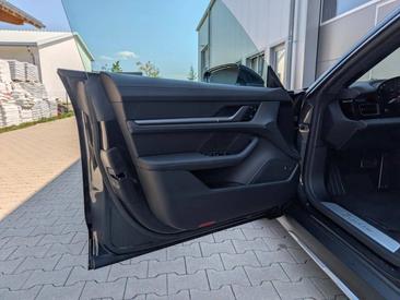 Porsche Taycan ph2 4 Cross Turismo — photo 15