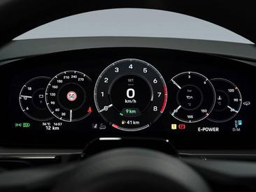 Porsche Cayenne III E-Hybrid Coupé Black Edition — photo 24