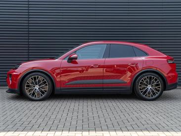 Porsche Macan Electrique 4 — photo 2