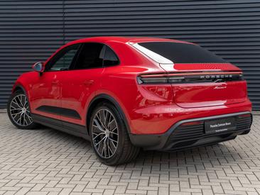 Porsche Macan Electrique 4 — photo 3