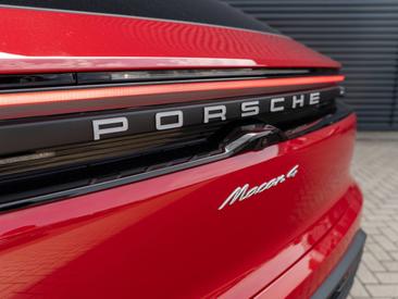 Porsche Macan Electrique 4 — photo 9
