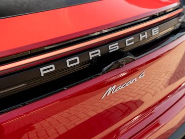 Porsche Macan Electrique 4 — photo 10