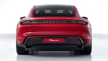Porsche Taycan — photo 7