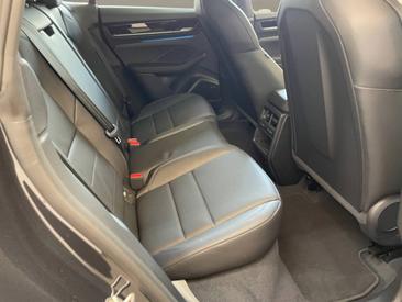Porsche Macan Electrique 4 — photo 22
