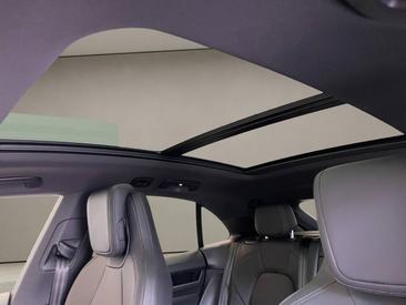 Porsche Macan Electrique 4 — photo 24