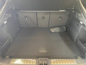 Porsche Macan Electrique 4 — photo 25